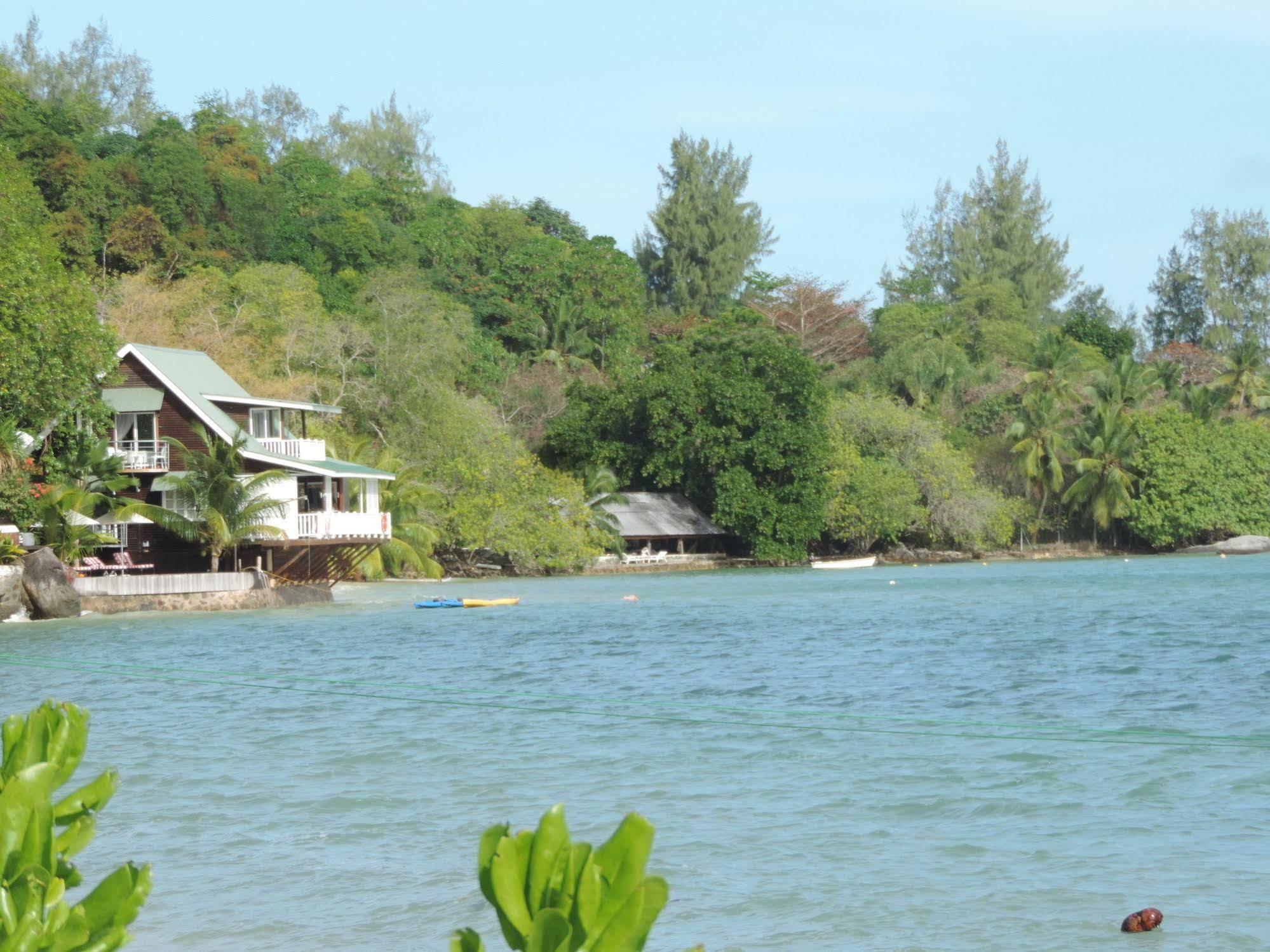 Villa De Cerf Cerf Island Bagian luar foto